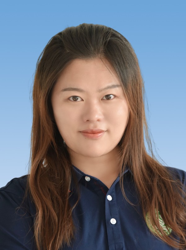 殷琳莉  英语教师