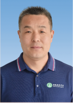 李超群 高中部德育处主任兼高二年级主任